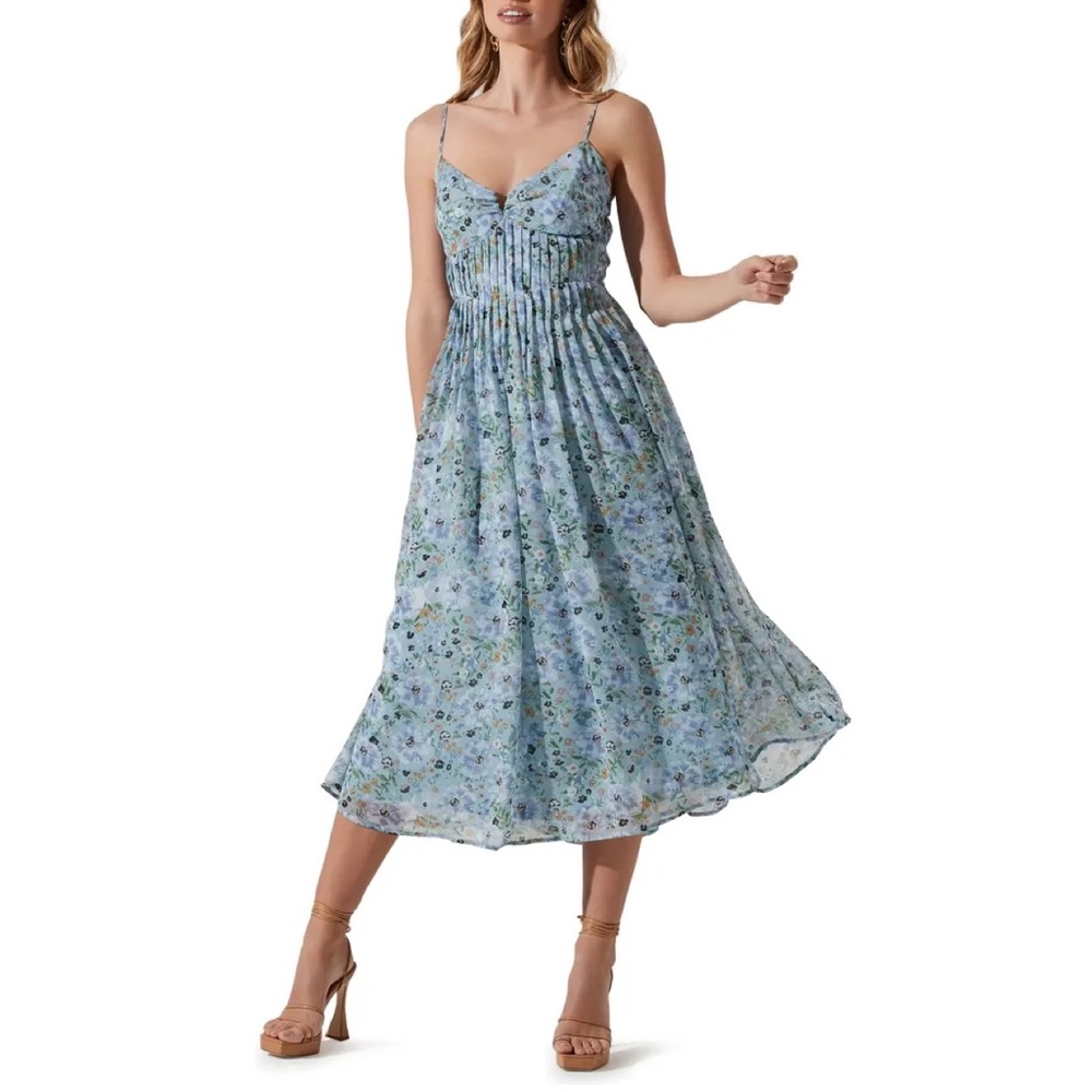 ASTR THE LABEL Floral Print Pleated Dress🍀🍀